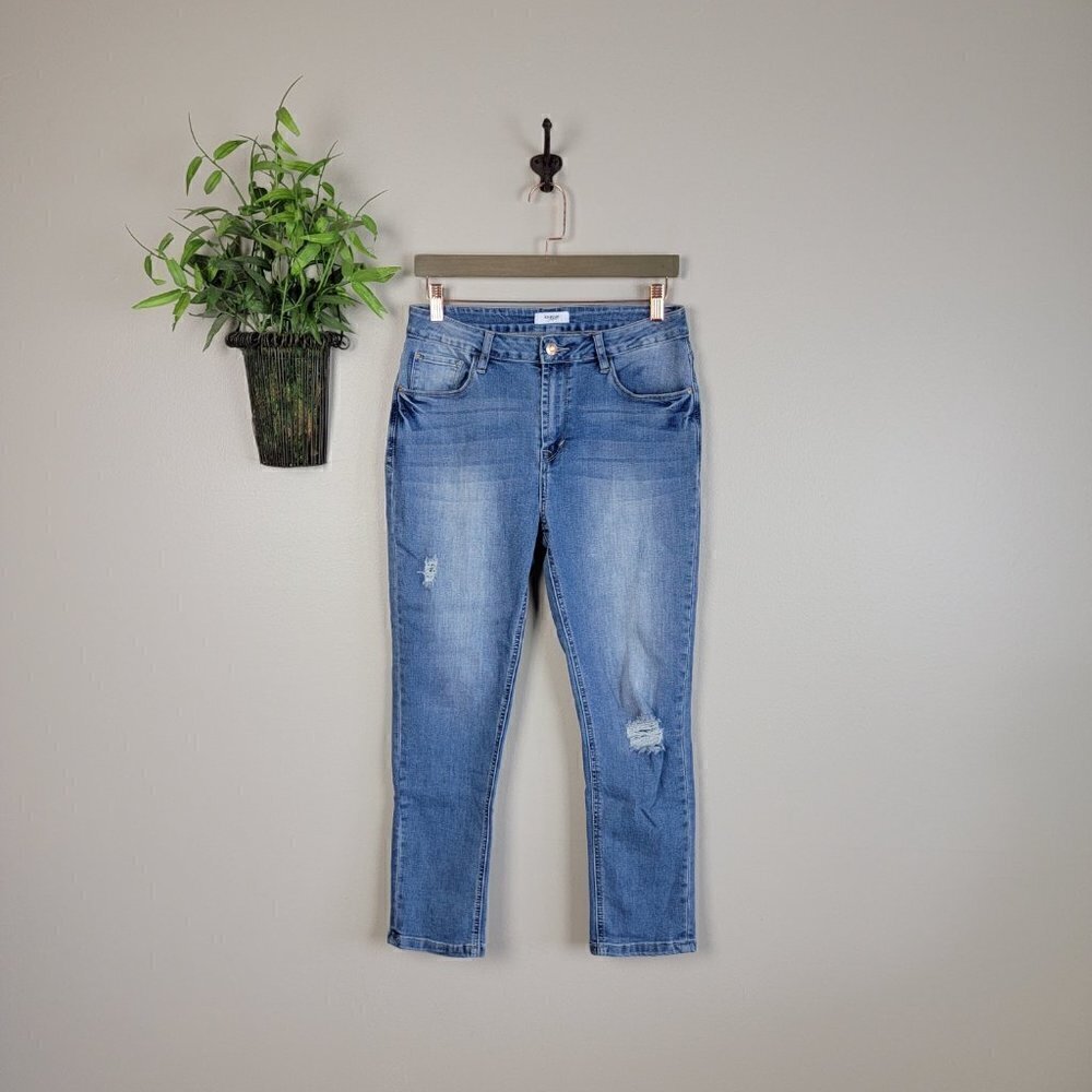 Kensie 8 High Rise Effortless Ankle Medium Wash Distressed Skinny Stretch Jeans